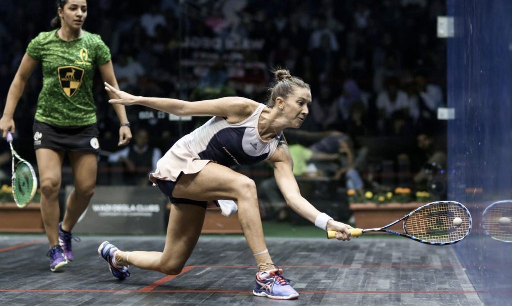 Image of Donna Urquhart playing Squash in a tournament