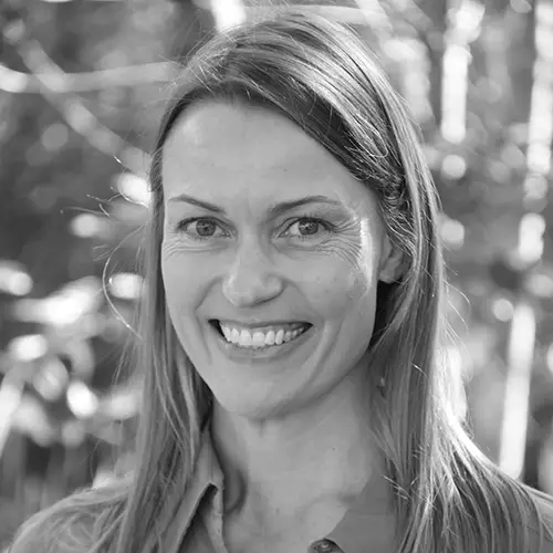 Headshot of Jo Dalgleish who is a Physiotherapist at QSMC