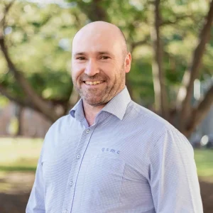 Specialist Sports and Exercise Physiotherapist Tim Oostenbrooke Headshot